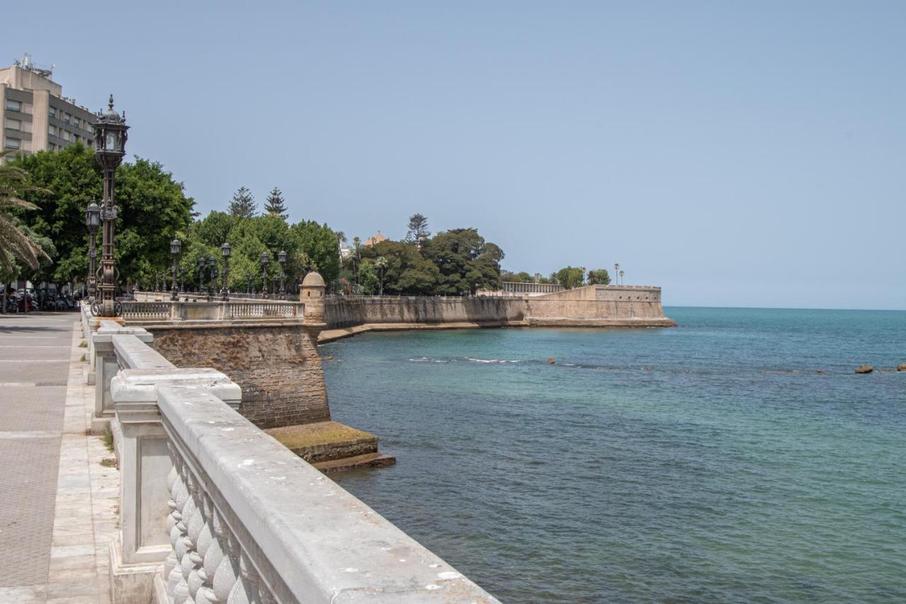 Appartamento Apartamento La Niña de Cádiz Esterno foto