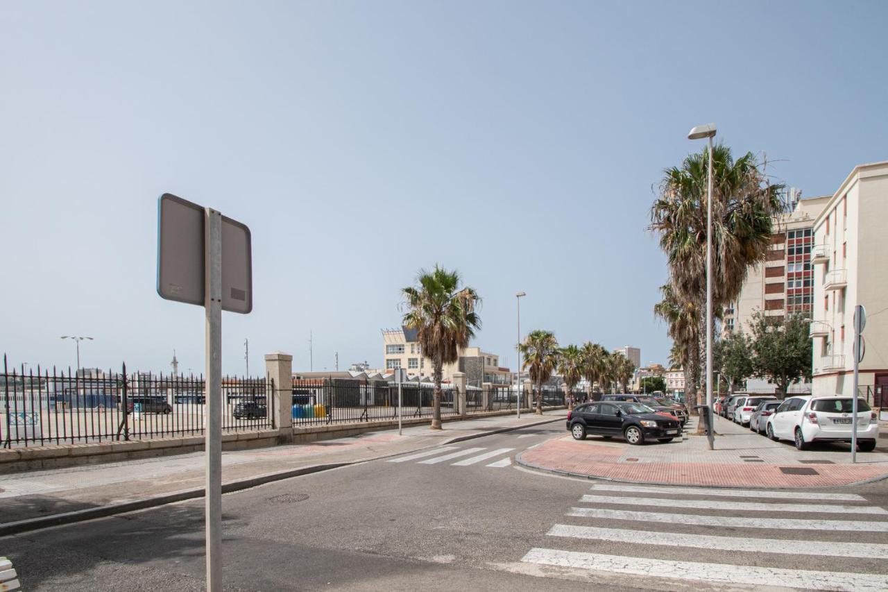 Appartamento Apartamento La Niña de Cádiz Esterno foto